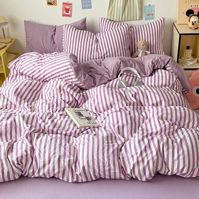 Vertical Stripe Bedding Set