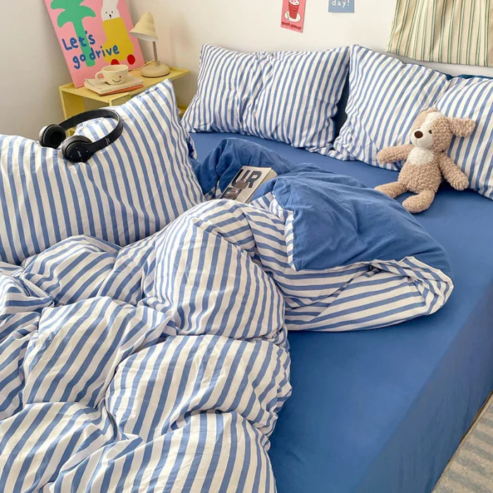 Vertical Stripe Bedding Set
