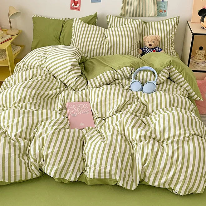 Vertical Stripe Bedding Set