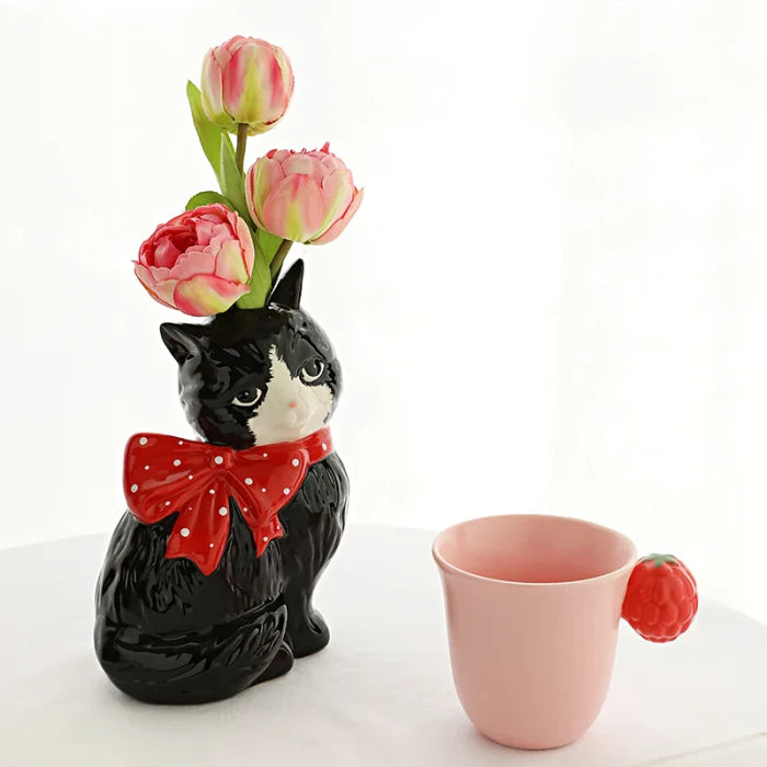Kitty Vase