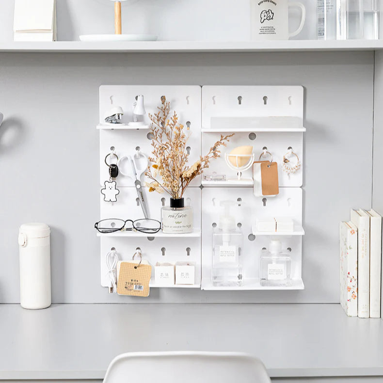 Sticky Wall Organizer