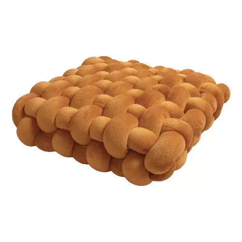 Knot Cushion