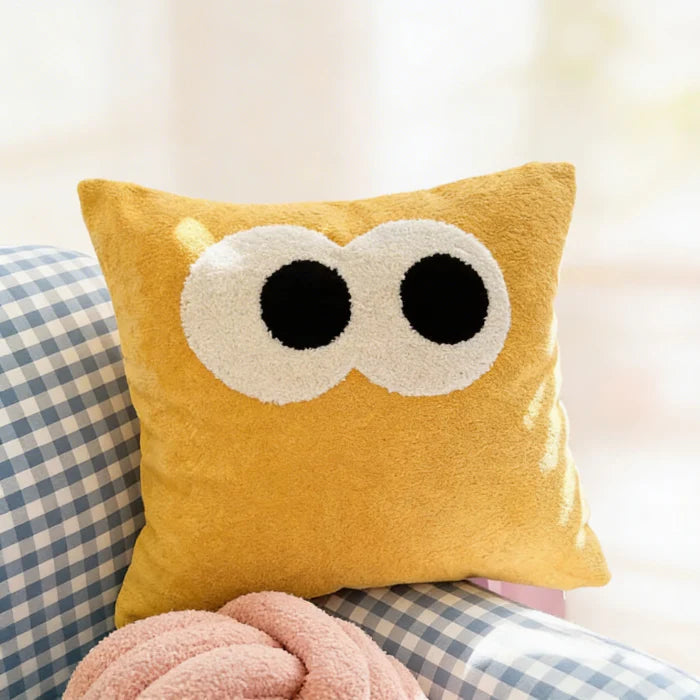 Peeper Pillow Case